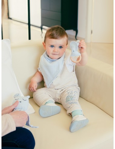 Set doudou + bandana + mordedor de musolina azul interbaby